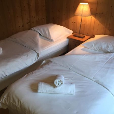 Hotel Les Combelles Châtel Eksteriør billede