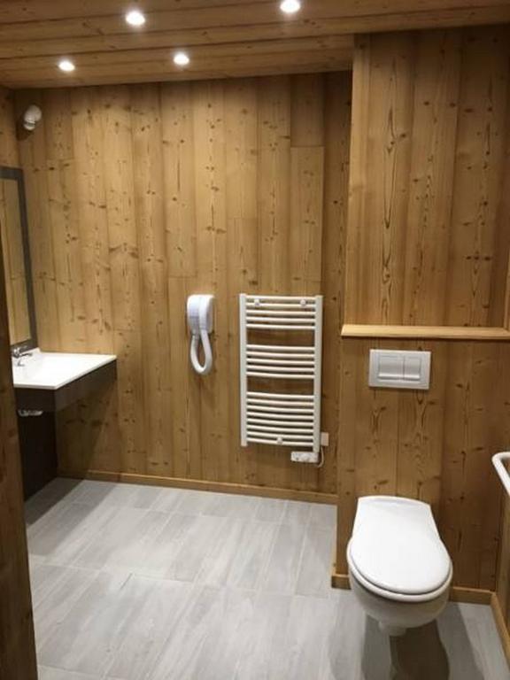 Hotel Les Combelles Châtel Eksteriør billede