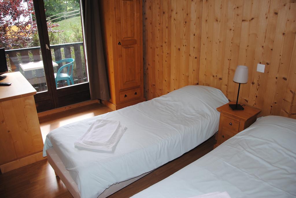 Hotel Les Combelles Châtel Værelse billede