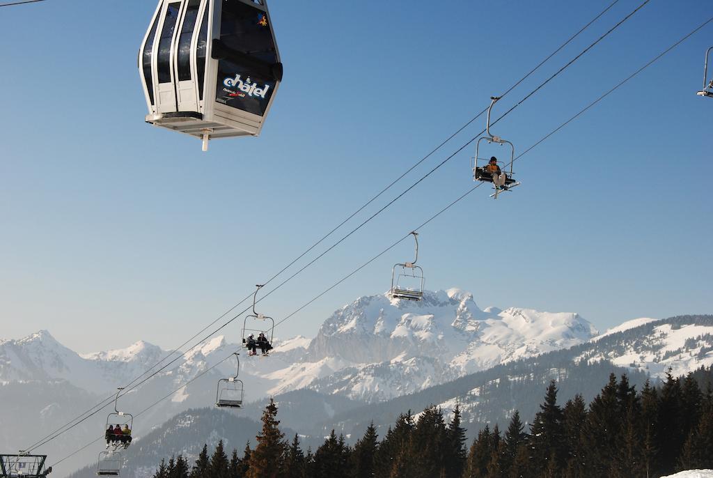 Hotel Les Combelles Châtel Eksteriør billede