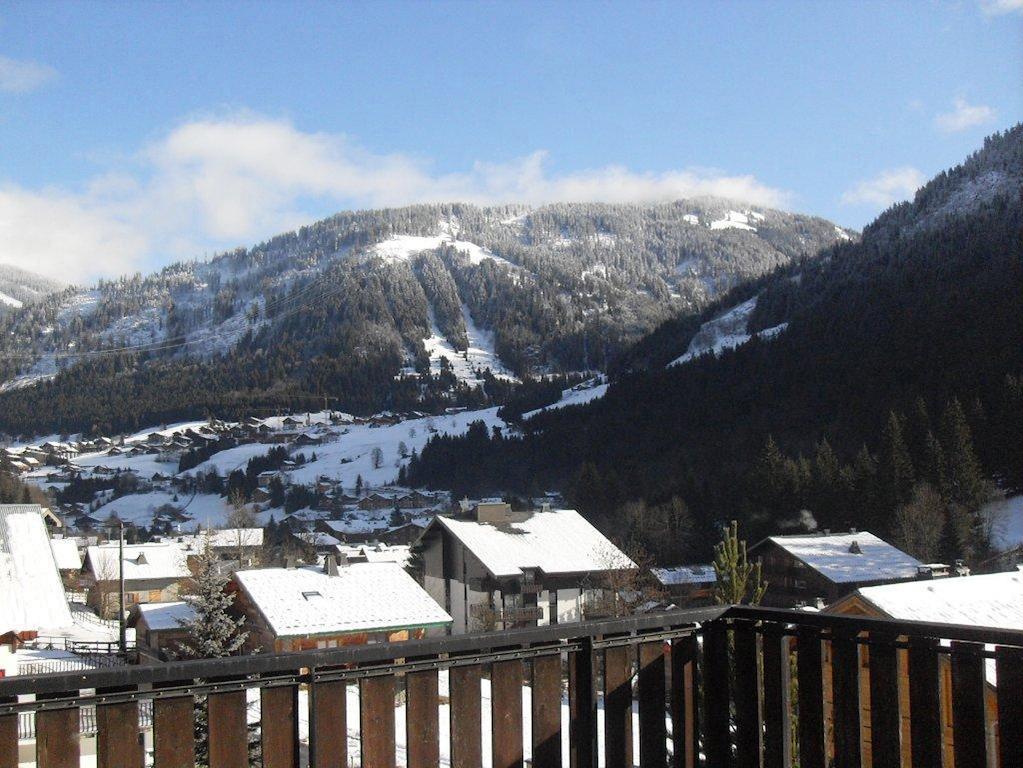 Hotel Les Combelles Châtel Eksteriør billede